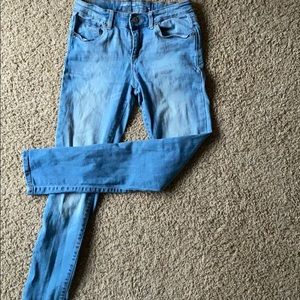gap light wash no rips jeans